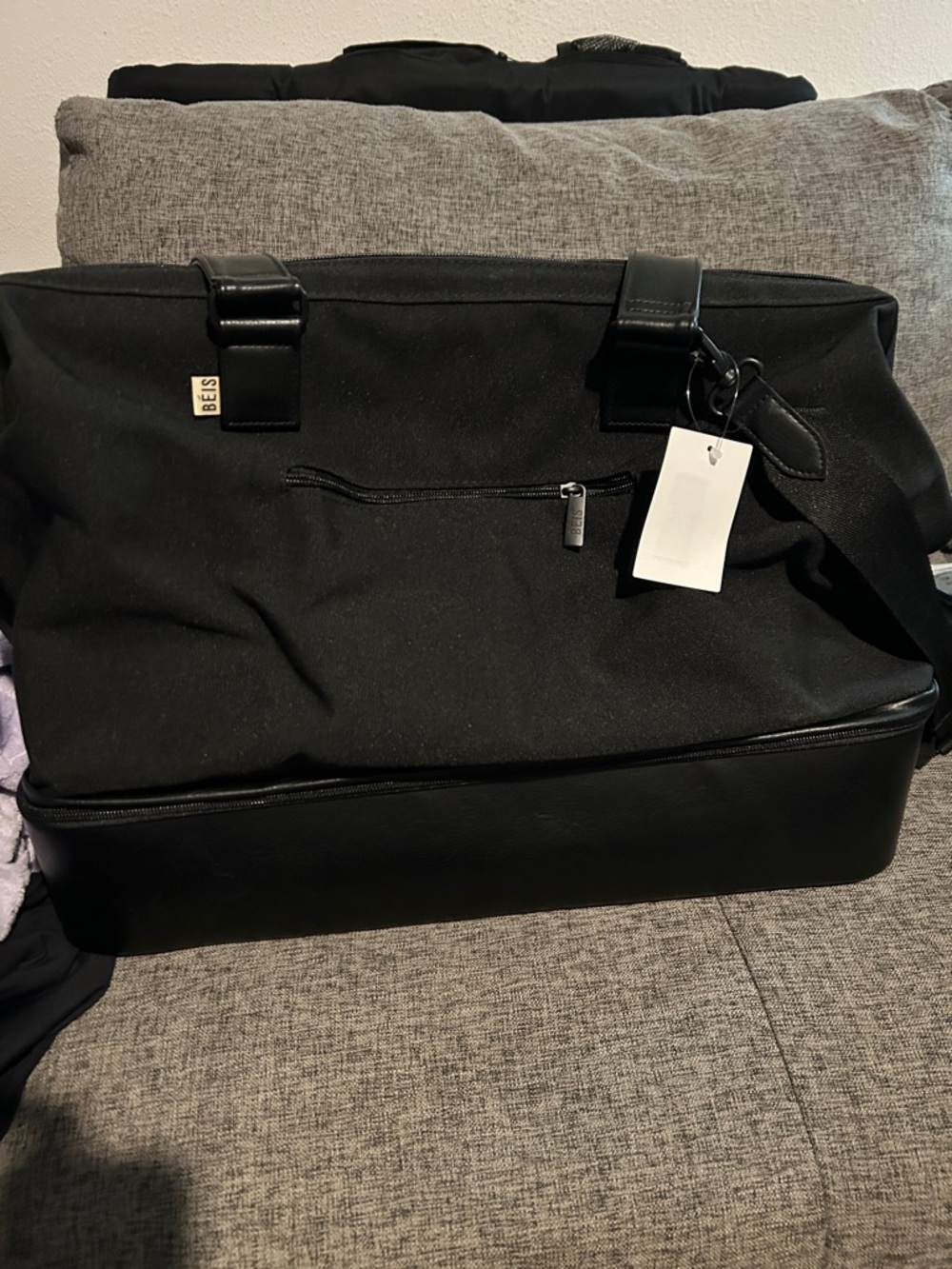 BEIS The Weekender in Black